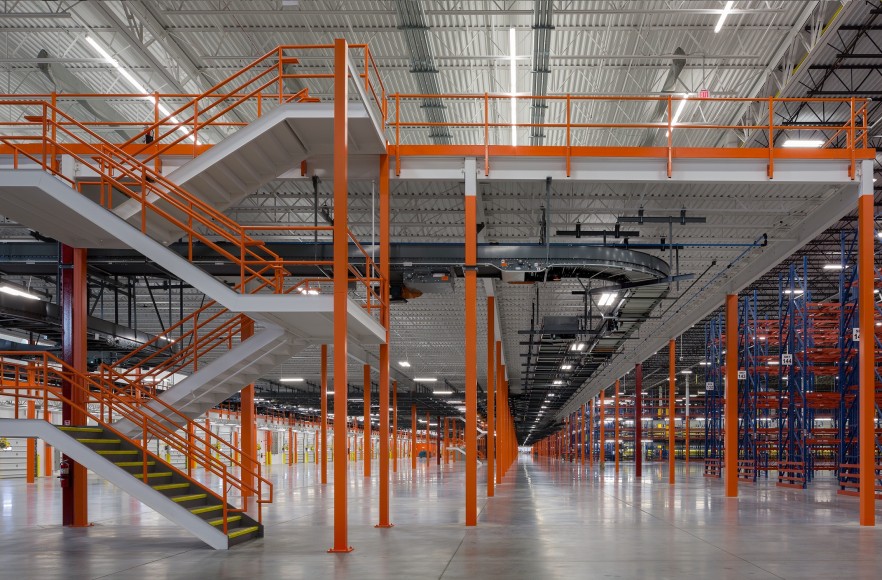 amazon fulfillment center logan township nj