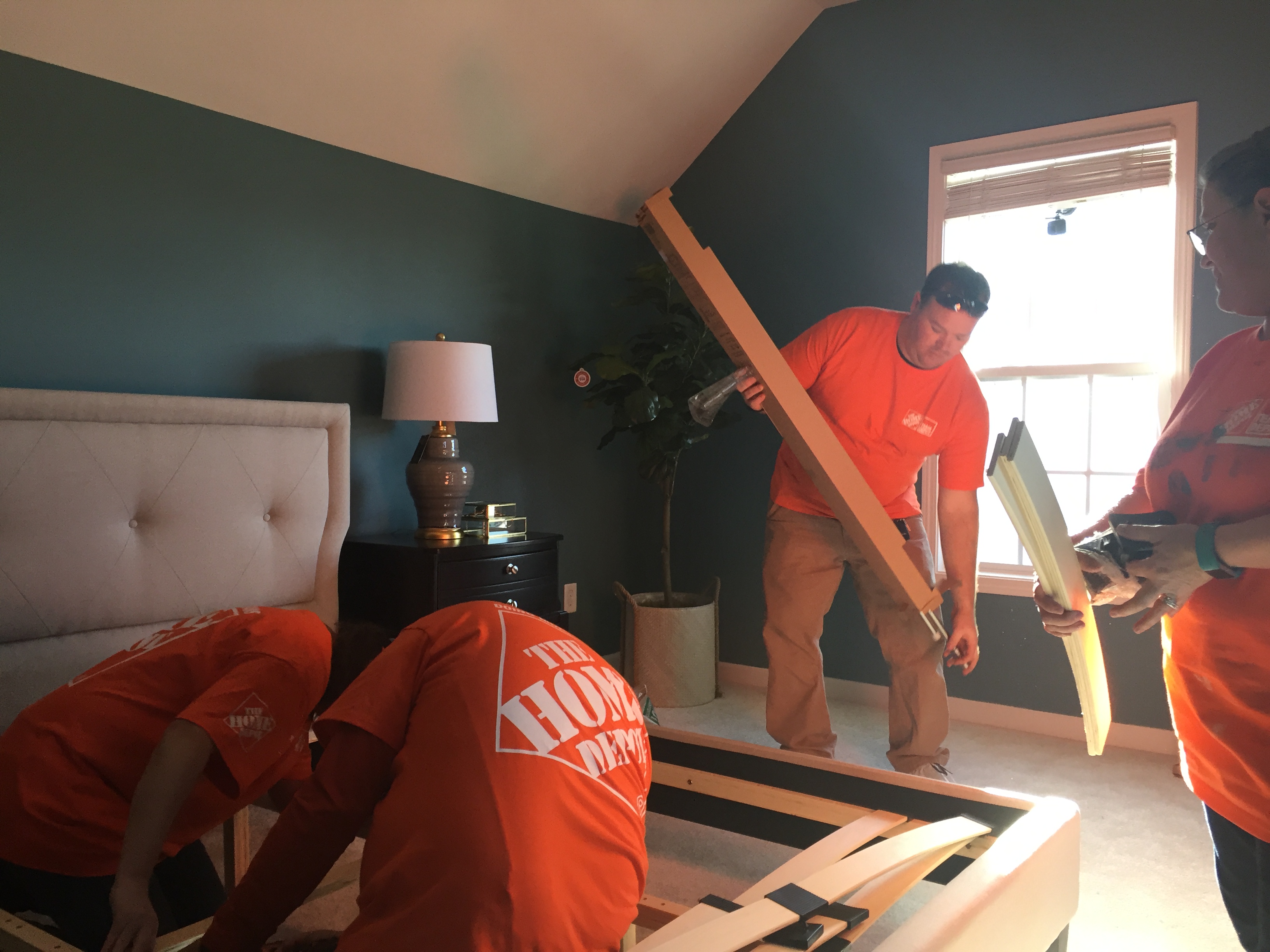 Team Depot builds bed in home makeover for veteran