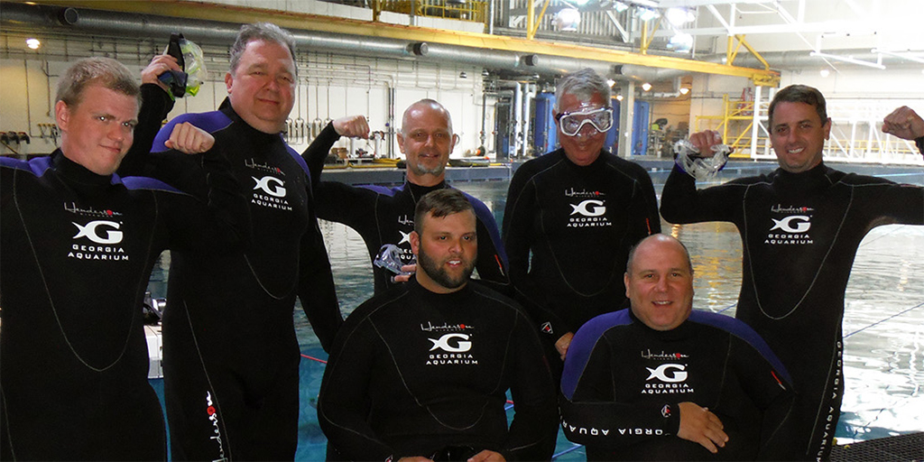 Veteran dive group at the Georgia Aquarium