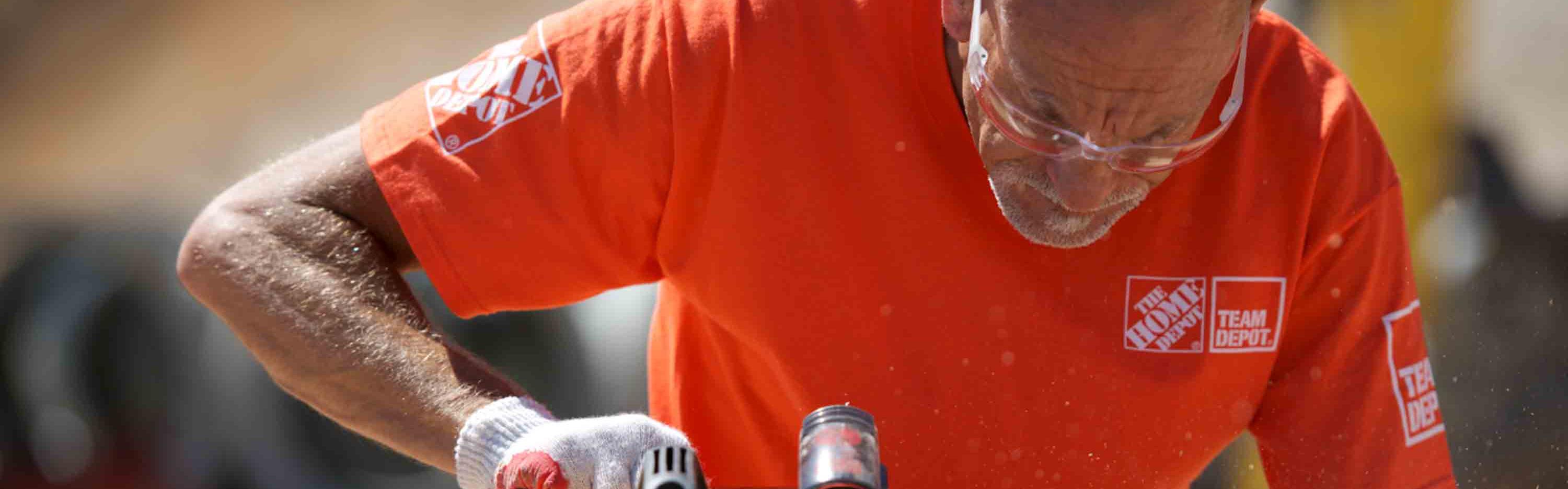 What 24,500 Team Depot Volunteers Accomplished for Veterans in 2015