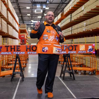 Store Manager Kyle speaking at The Home Depot #597 Grand Opening
