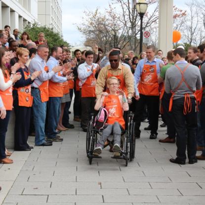 Associates welcome all-star outside Home Depot headquarters